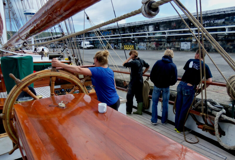 die "Eye" löst sich vom Pier